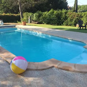 https://gite-lesimon.fr-provencehotel.com