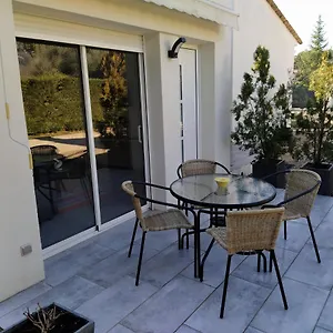 https://la-pinede-peymeinade.fr-provencehotel.com